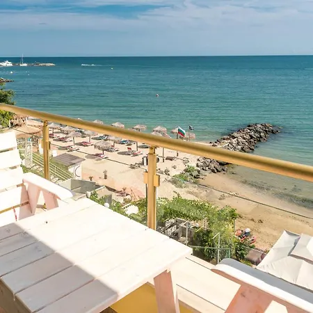 Iris 3* Sveti Vlas