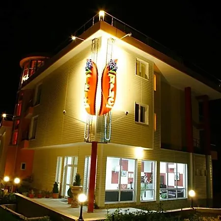 Otel Iris 3*