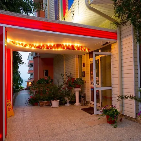 Hotel Iris